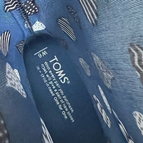TOMS cabrilla rain moonlight blue raindrop print boots size 6 - Picture 11 of 13